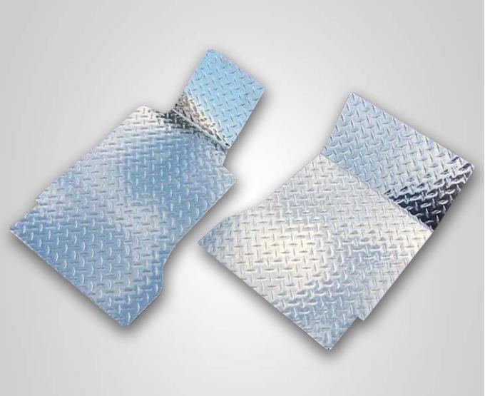 American Car Craft 2005-2013 C6 Corvette - Silver Diamond Plate Floor Mats 2Pc, Polished Aluminum 041001