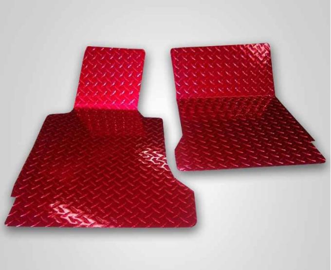 American Car Craft 2005-2013 C6 Corvette - Red Diamond Plate Floor Mats 2Pc, Polished Aluminum 041002