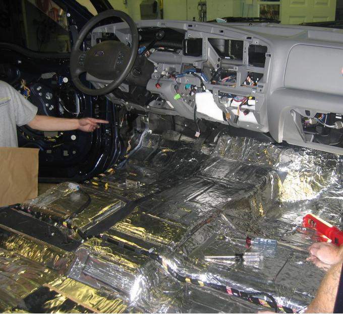 HushMat 2003-2004 Mitsubishi Lancer  Floor Deadening and Insulation Kit 650081