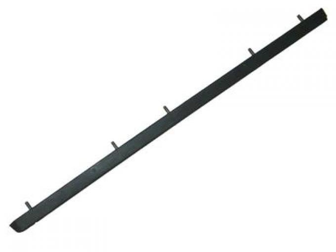 84-90 Left Rear Fender / Bumper Body Side Moulding