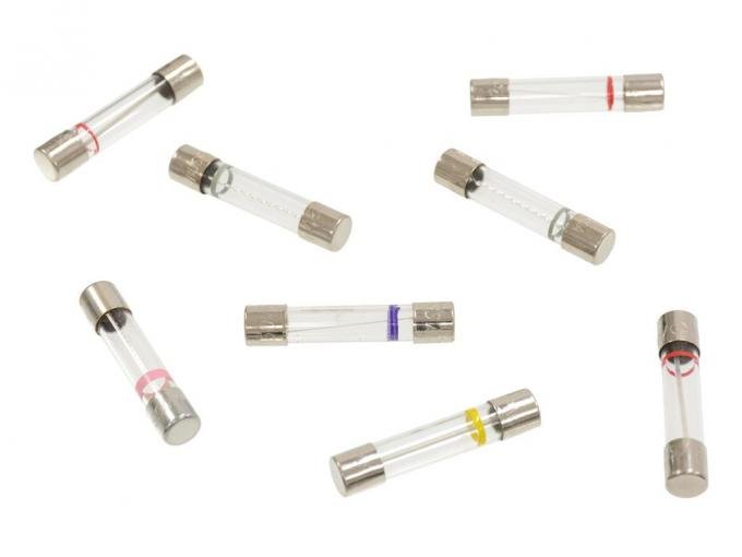 67 Fuse Set - Correct Color Coded - 8 Pieces